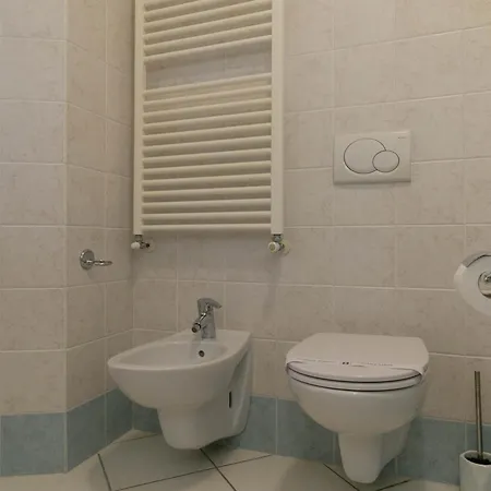 Casa Lisander Apartament