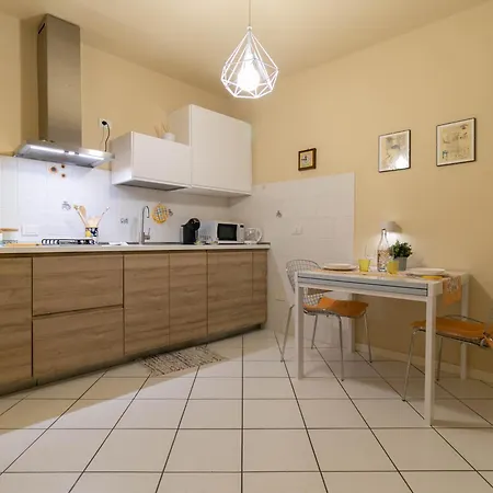Casa Lisander Apartment *