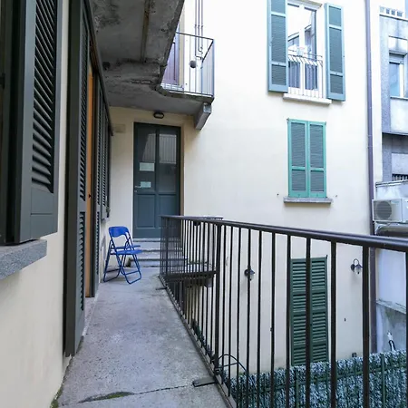 Casa Lisander * Лекко