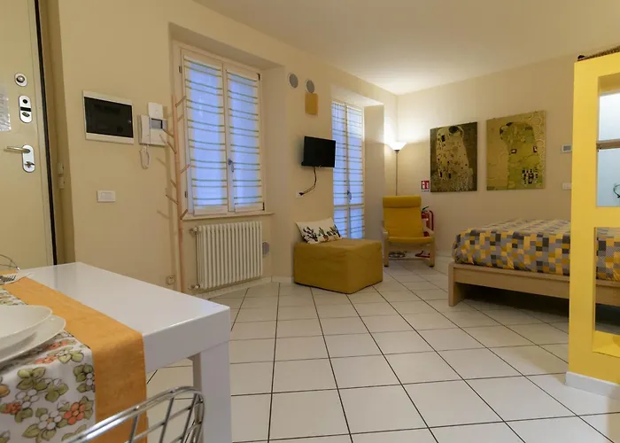 Casa Lisander Apartment *